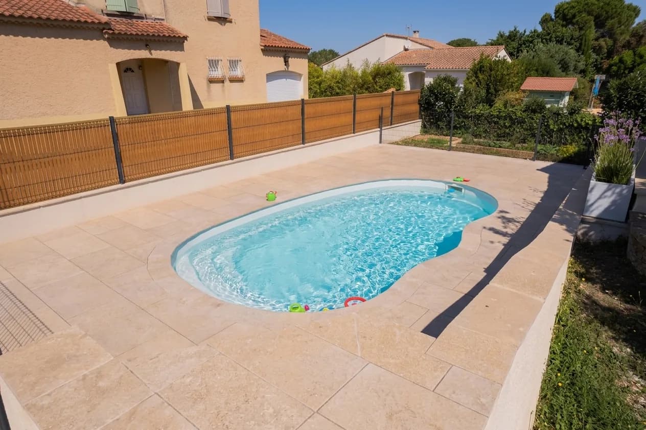 Carreleur à Ville Active (Nîmes) (30900)